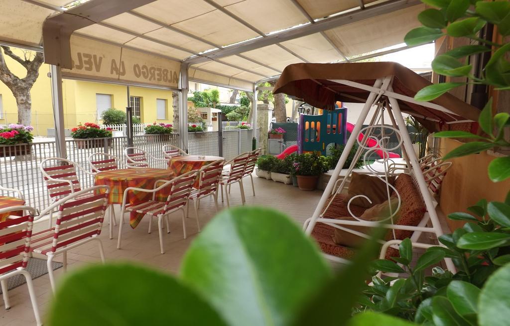 Hotel La Vela Bellaria-Igea Marina Exteriör bild
