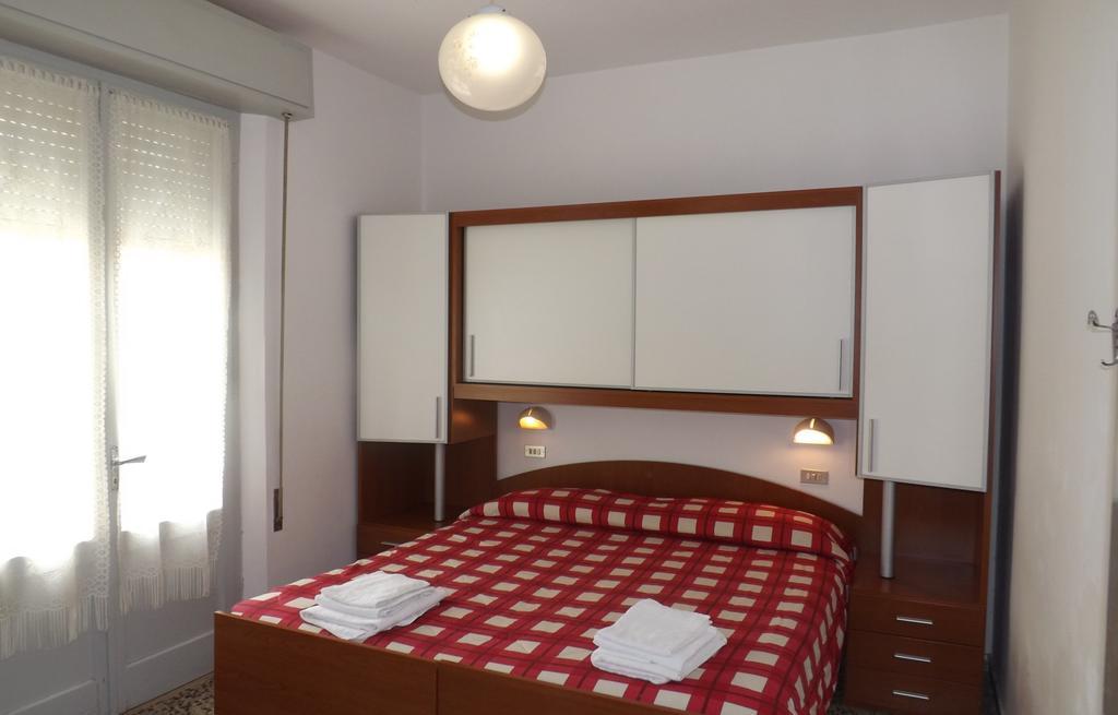 Hotel La Vela Bellaria-Igea Marina Rum bild